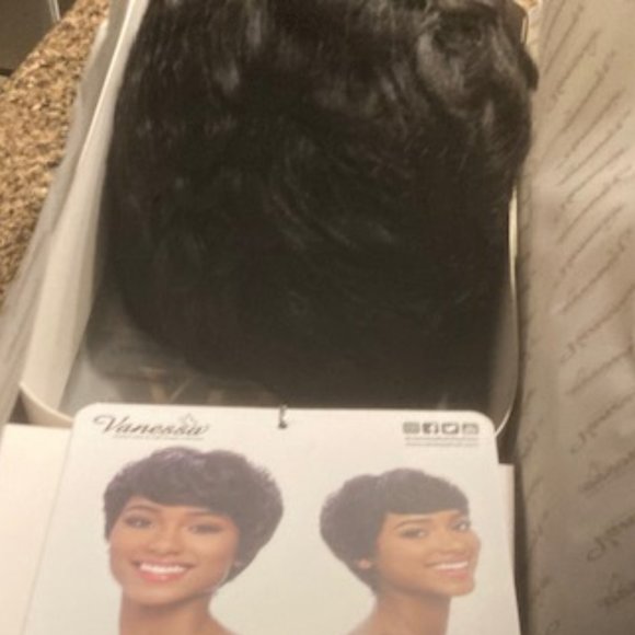 100% Human Hair Vanessa HH Wanda Wig - Picture 1 of 9